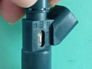 Inyectores Combustible Ford Mazda AJ5113250
