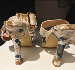 Scarpe con tacco punta tessuto floreale