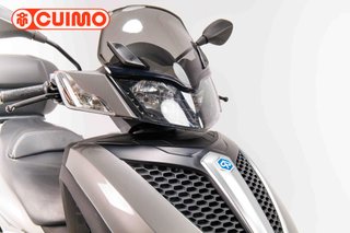 PIAGGIO MP3 300 YOURBAN