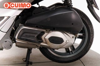 PIAGGIO MP3 300 YOURBAN