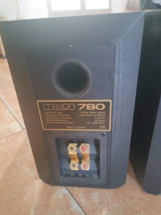 Altavoces Mission Negros