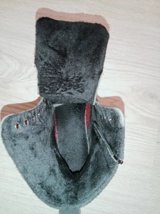 Botas negras con cremallera y cordones
