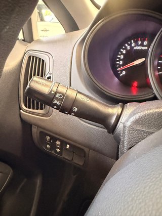 Kia Rio 1.2 CVVT 85cv Concept