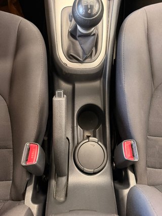 Kia Rio 1.2 CVVT 85cv Concept