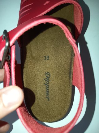 Sandalias de cuero rojas talla 38