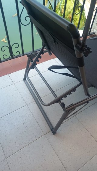 Tumbona plegable nueva aluminio sin usar