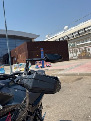 Honda Transalp 750 Negra