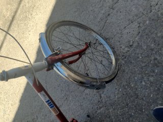 Bicicleta BH plegable roja