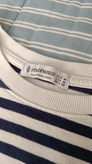 Top corto rayas M - Stradivarius