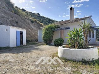Chalet en venta en Canillas de Aceituno