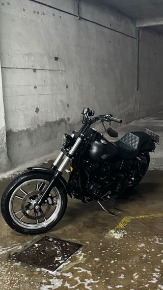 Harley Davidson Dyna Street Bob