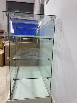 Vitrina expositora cristal y metal
