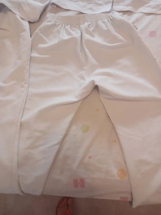Uniformes blancos