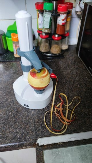 Pelador de patatas y frutas Apple