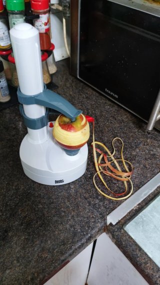 Pelador de patatas y frutas Apple