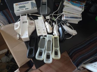 Nintendo Wii + Volante y 9 Juegos, versión america