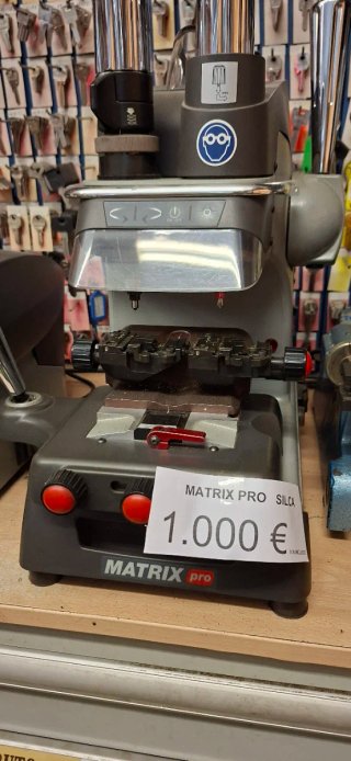 Máquina Copiadora de Llaves Matrix Pro Silca