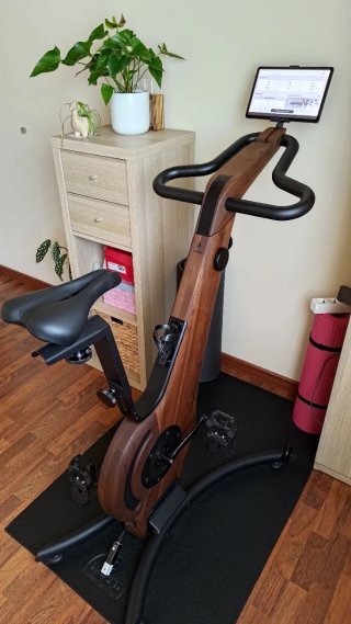 Elegante NOHRD INDOOR BIKE WALNUT(Nogal)+Tablet