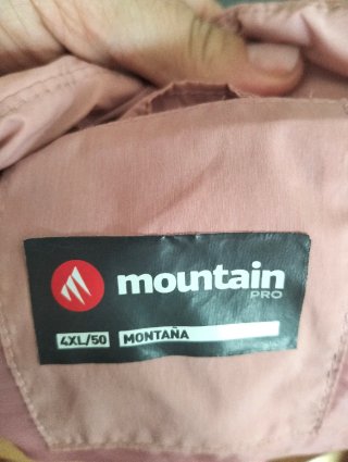Cazadora acolchada rosa mujer