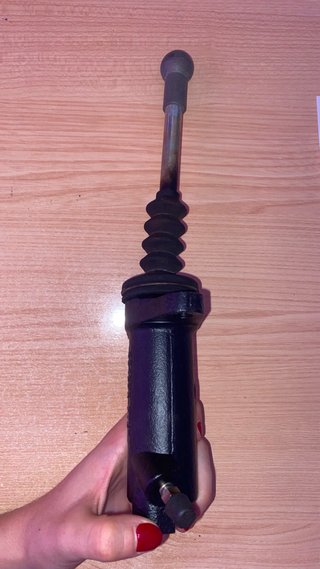 Receptor de embrague KNF28007