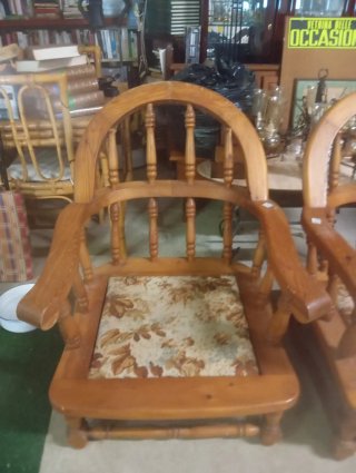 Coppia poltrone in legno