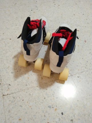 Patines Oxelo 4 Ruedas Blancos y Rojos