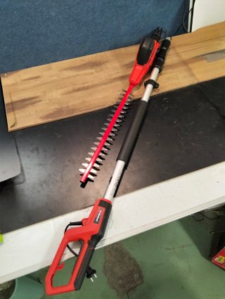 Cortasetos Telescópico Einhell 500W 56cm