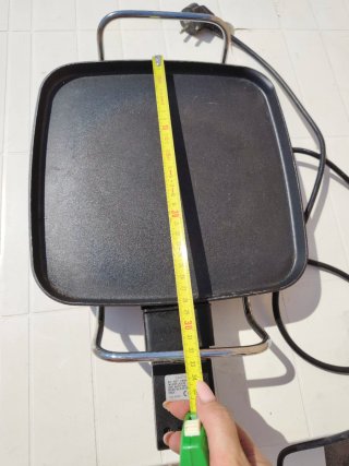 Mini plancha eléctrica Mondial CTW300G