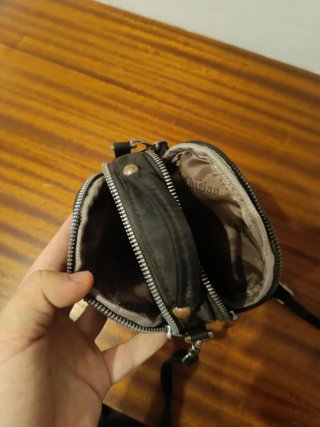 Bolso negro pequeño