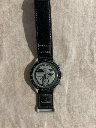 Swatch x Omega Mission to Earthphase Orologio