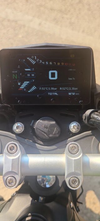 QJ Motor SRK 125 S Naked Negra/Verde