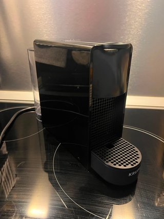 Cafetera Nespresso Krups Negra