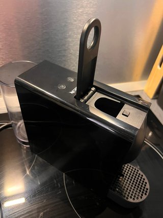 Cafetera Nespresso Krups Negra