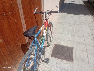 Bicicleta BH Carretera Roja y Azul