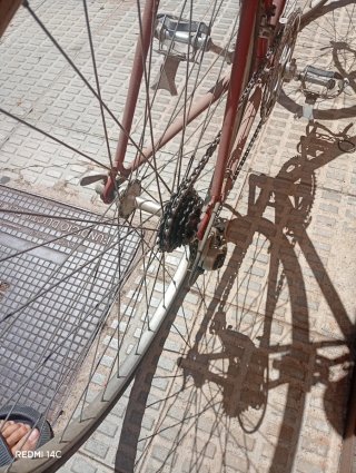 Bicicleta de carretera Peugeot antigua