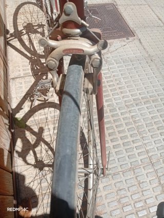 Bicicleta de carretera Peugeot antigua