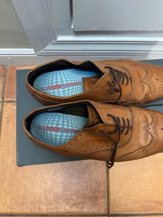 Zapatos Oxford Base London Marrones