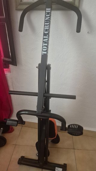 Cinta de Correr + Máquina Fitness Crunch