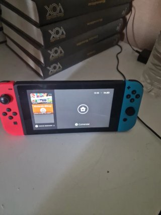 Nintendo Switch Rojo y Azul