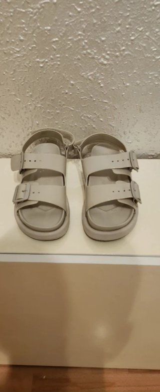 Sandalias Beige