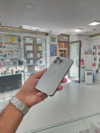 iPhone 15 Pro Max Titanio Natural