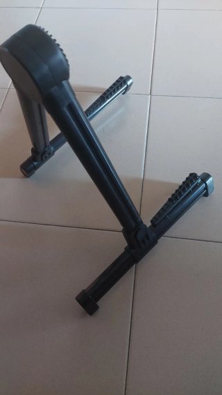 Supporto Pieghevole per Strumenti
