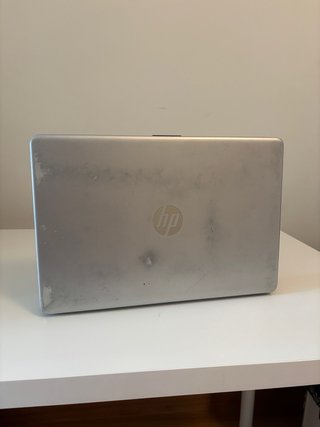 HP 15s Ryzen 5 8GB/512GB Plata/Negro