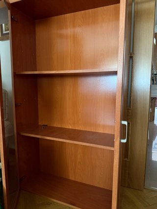 URGE! 10€ SOLO HOY Vitrina de madera y cristal