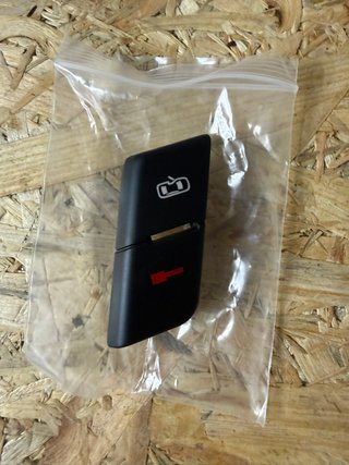 Carcasa Botón Cierre Audi A4 B7