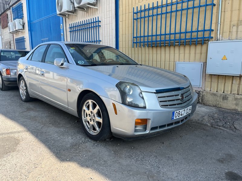 Cadillac CTS 2003 - foto 1