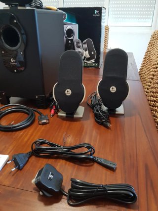 Altavoces Logitech G51 (5.1)