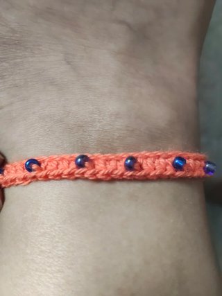 Collane e bracciali.