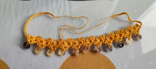 Collane e bracciali.