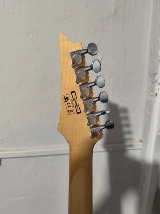 Guitarra Eléctrica Ibanez GIO Negra
